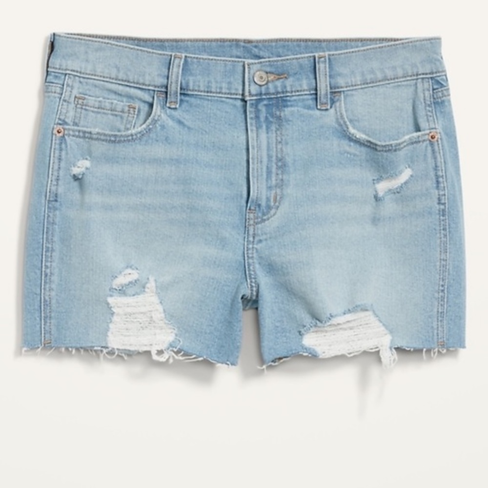 Old Navy women’s plus mid rise ripped cut off boyfriend jean shorts  3in inseam
